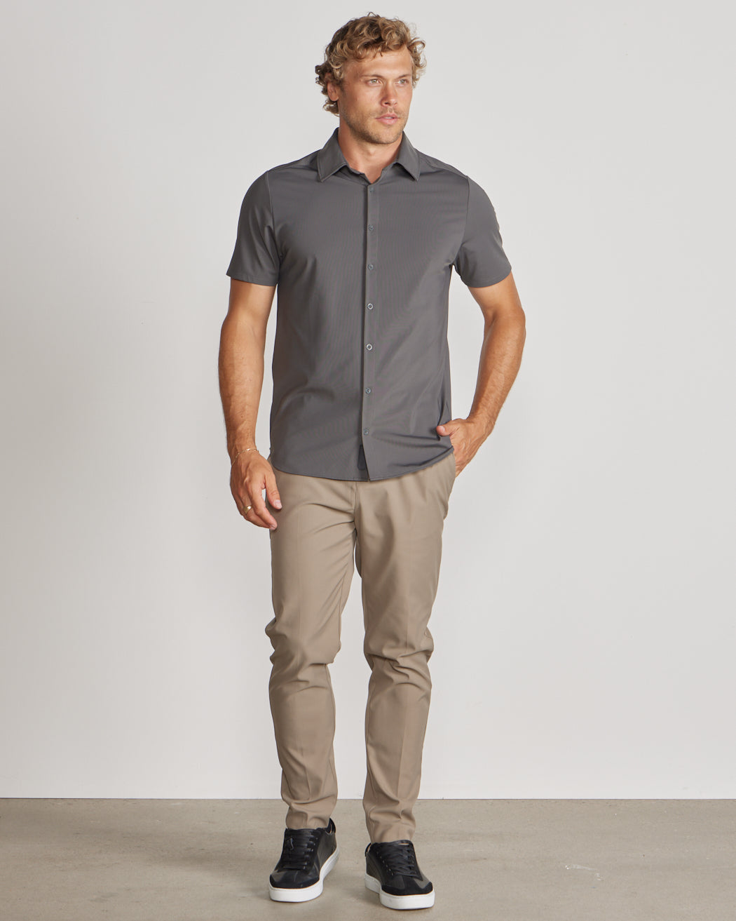 Executive Stretch 2.0 Short Sleeve Button Down